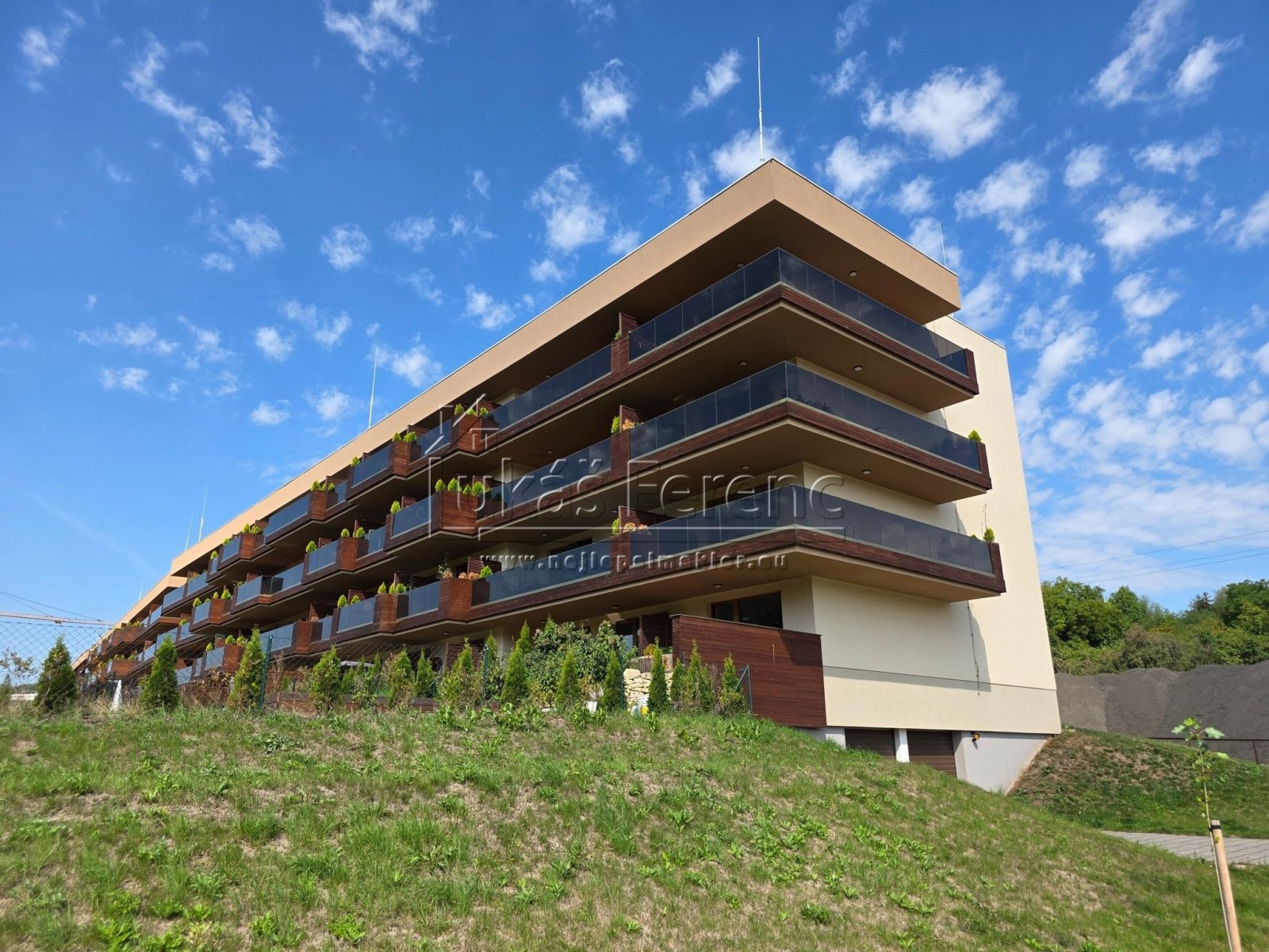 Pronájem bytu 1+kk/Terasa, 37 m², ul. Lázeňská, Slaný