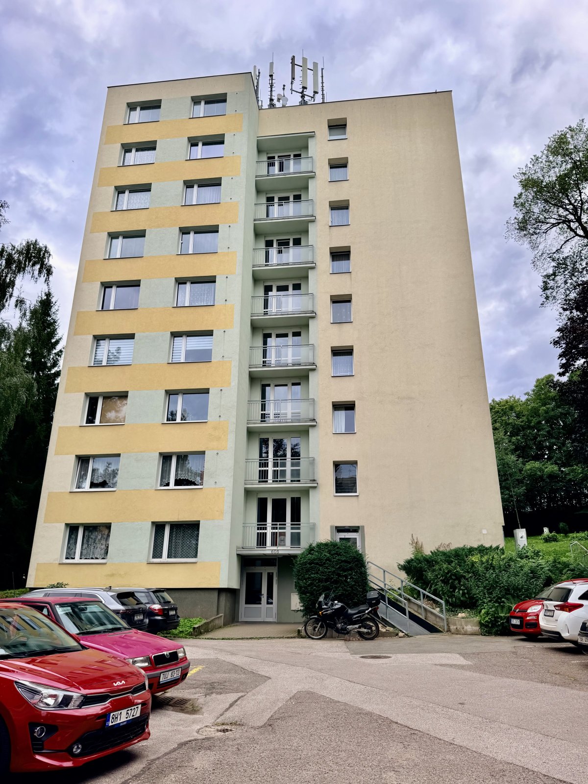 Pronájem: byt 1+kk s lodžií - Trutnov - Slévarenská