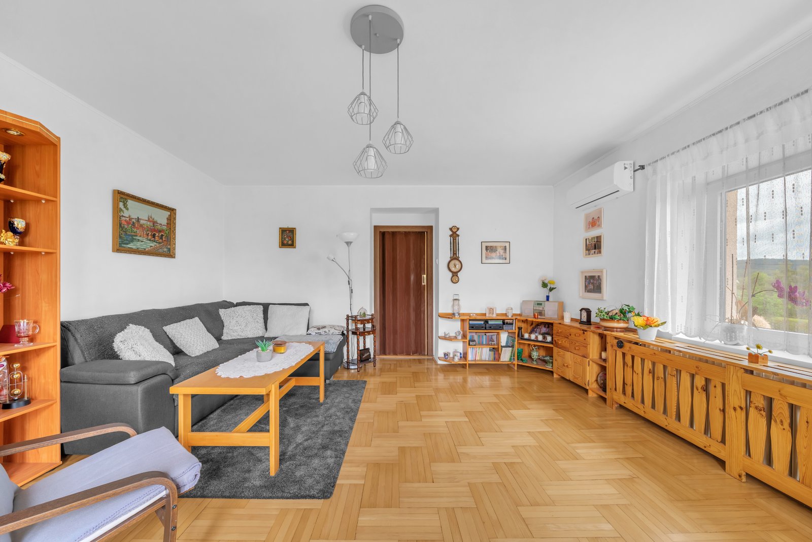 Výjimečný rodinný dům s garáží a naprostým soukromím v Červeném Kostelci