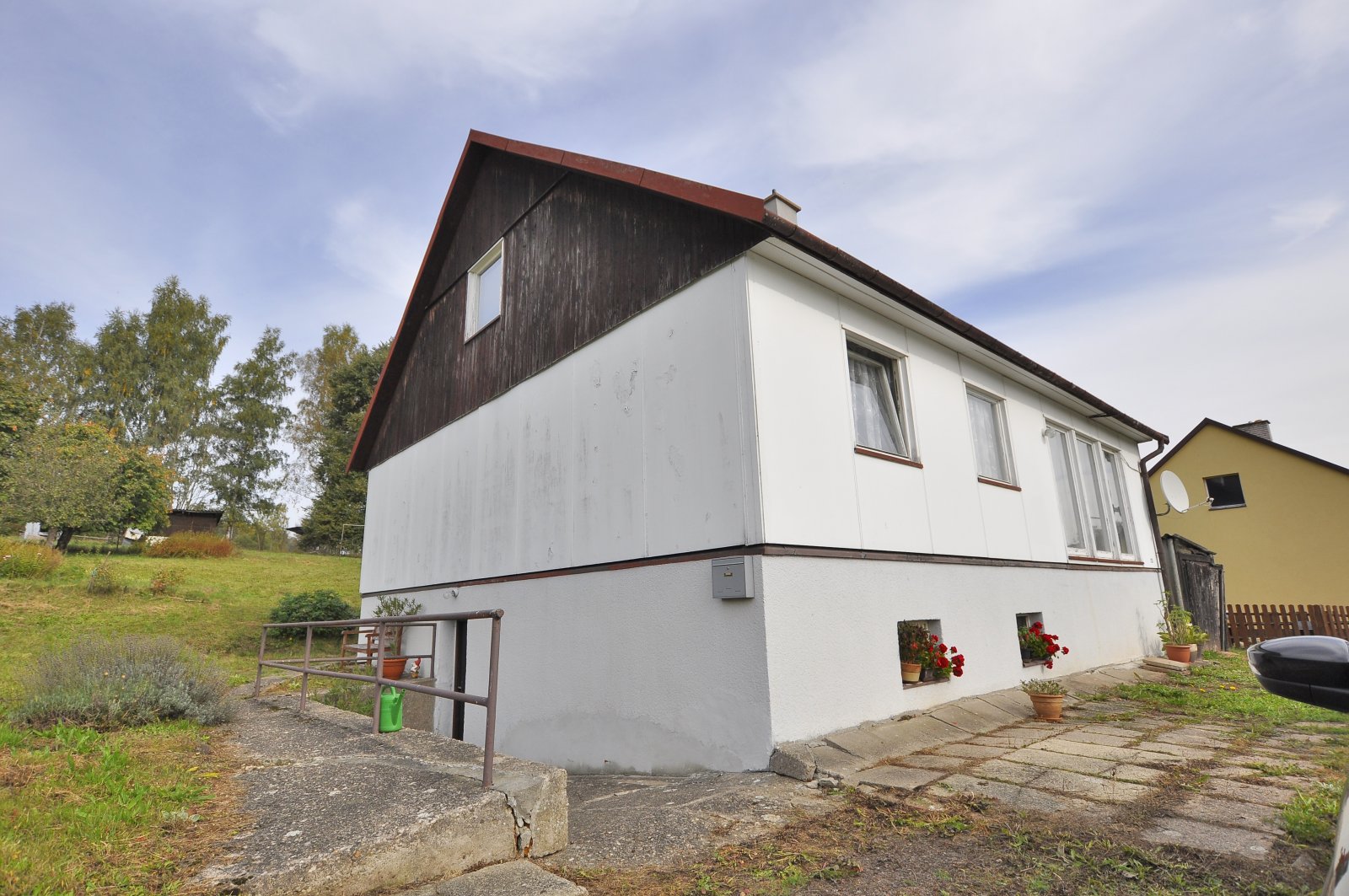 Rezervováno: Rodinný dům s možností vestavby, rozsáhlé pozemky, Teplice nad Metují, okres Náchod