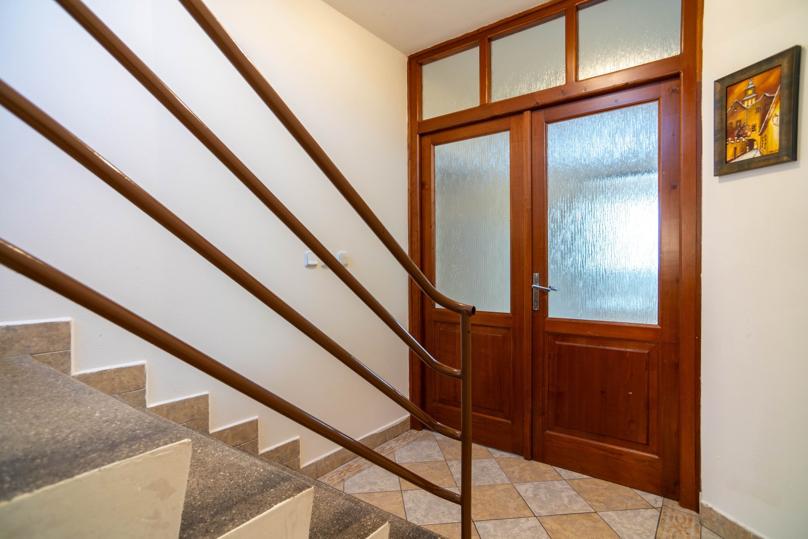 Rodinný dům se 3 bytovými jednotkami, 2x Garáž a zahrada – Úpice, ulice A. Bunzla