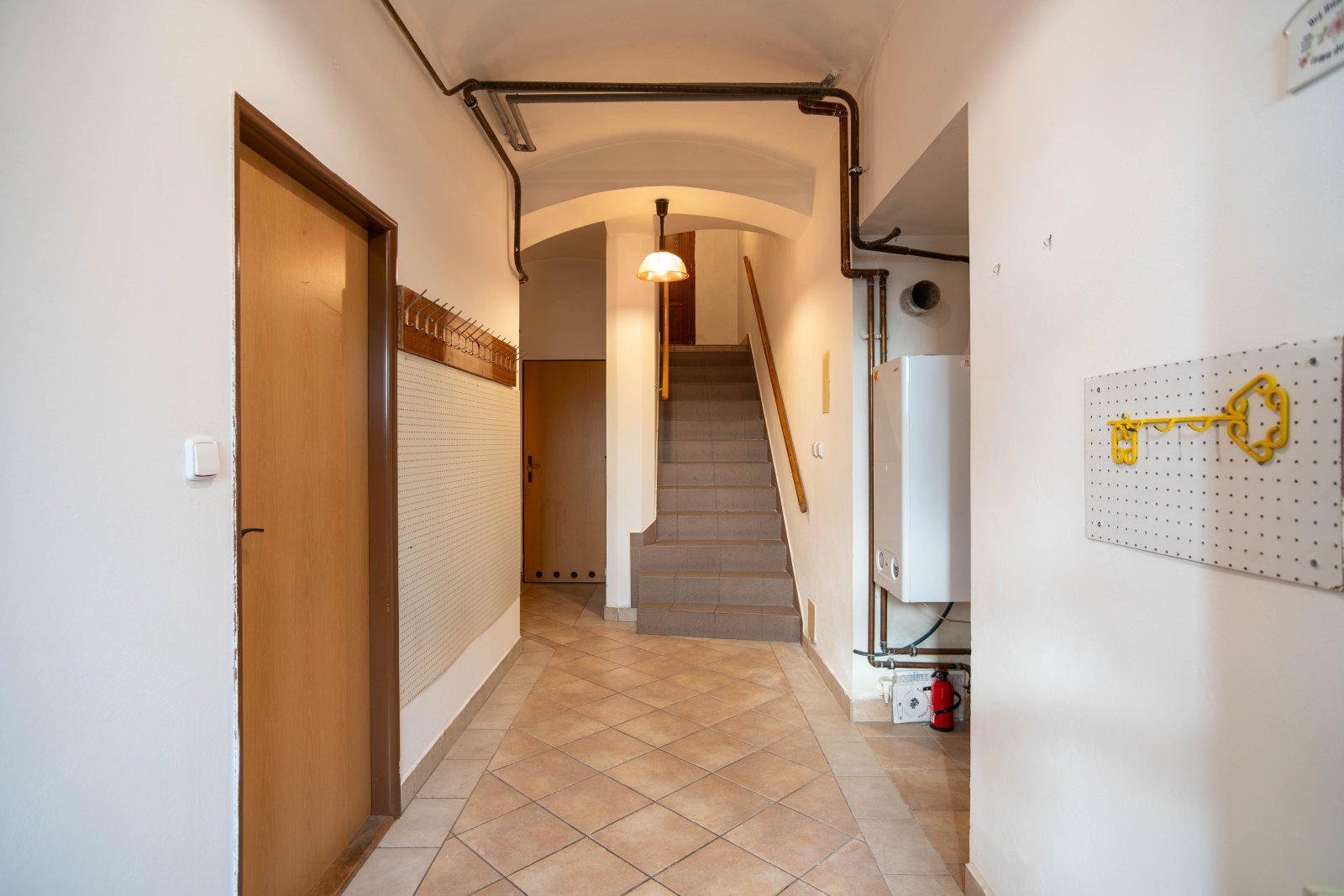 Rodinný dům se 3 bytovými jednotkami, 2x Garáž a zahrada – Úpice, ulice A. Bunzla