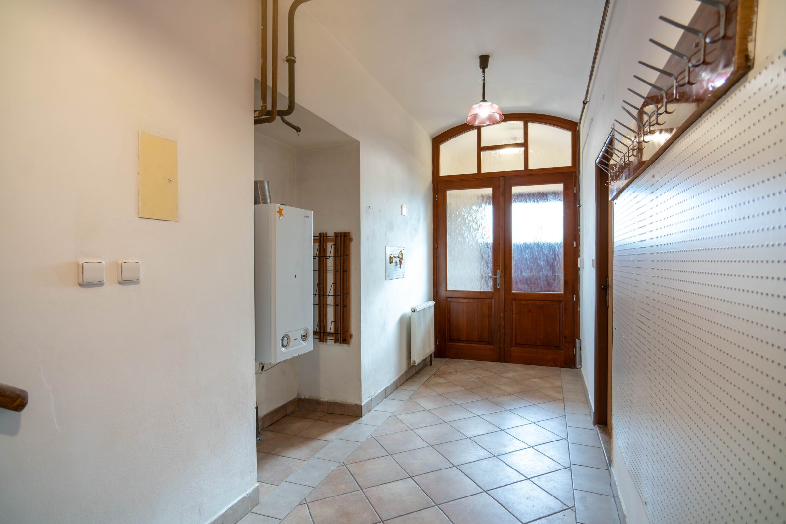 Rodinný dům se 3 bytovými jednotkami, 2x Garáž a zahrada – Úpice, ulice A. Bunzla