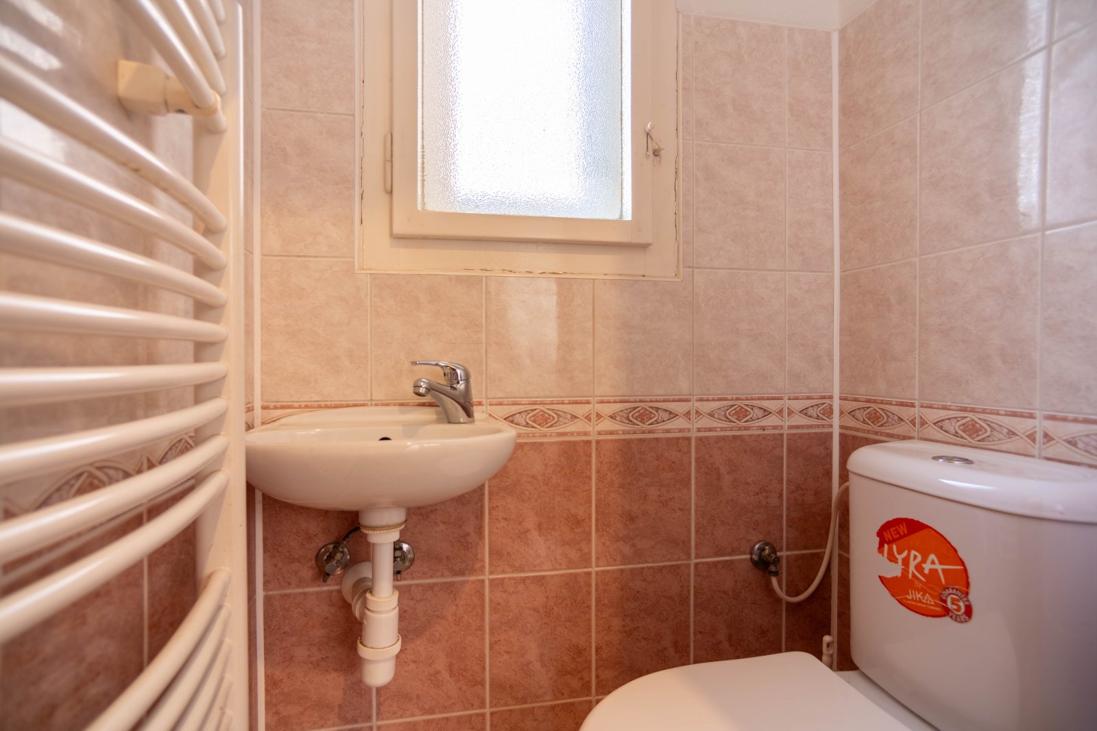 Rodinný dům se 3 bytovými jednotkami, 2x Garáž a zahrada – Úpice, ulice A. Bunzla