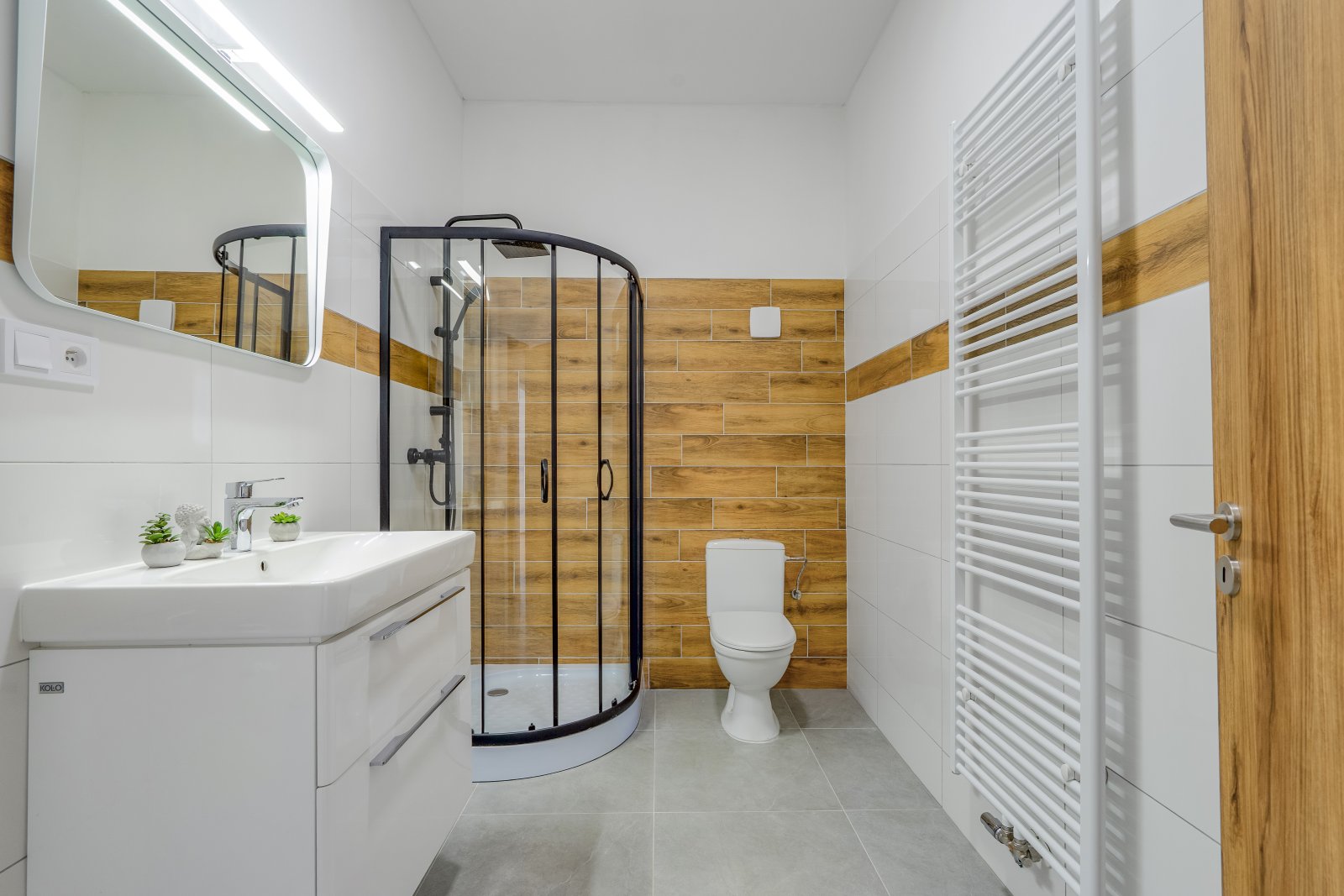 Zděný byt 2+kk po kompletní rekonstrukci, osobní vlastnictví, Úpice, okres Trutnov