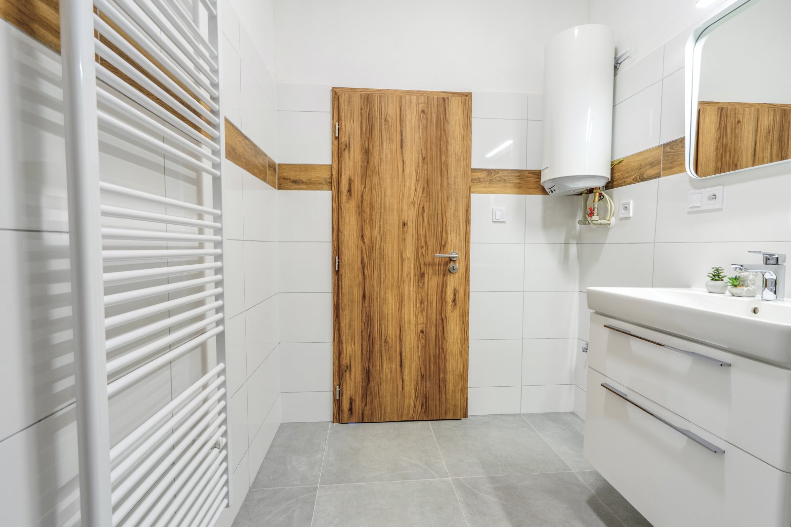 Zděný byt 2+kk po kompletní rekonstrukci, osobní vlastnictví, Úpice, okres Trutnov