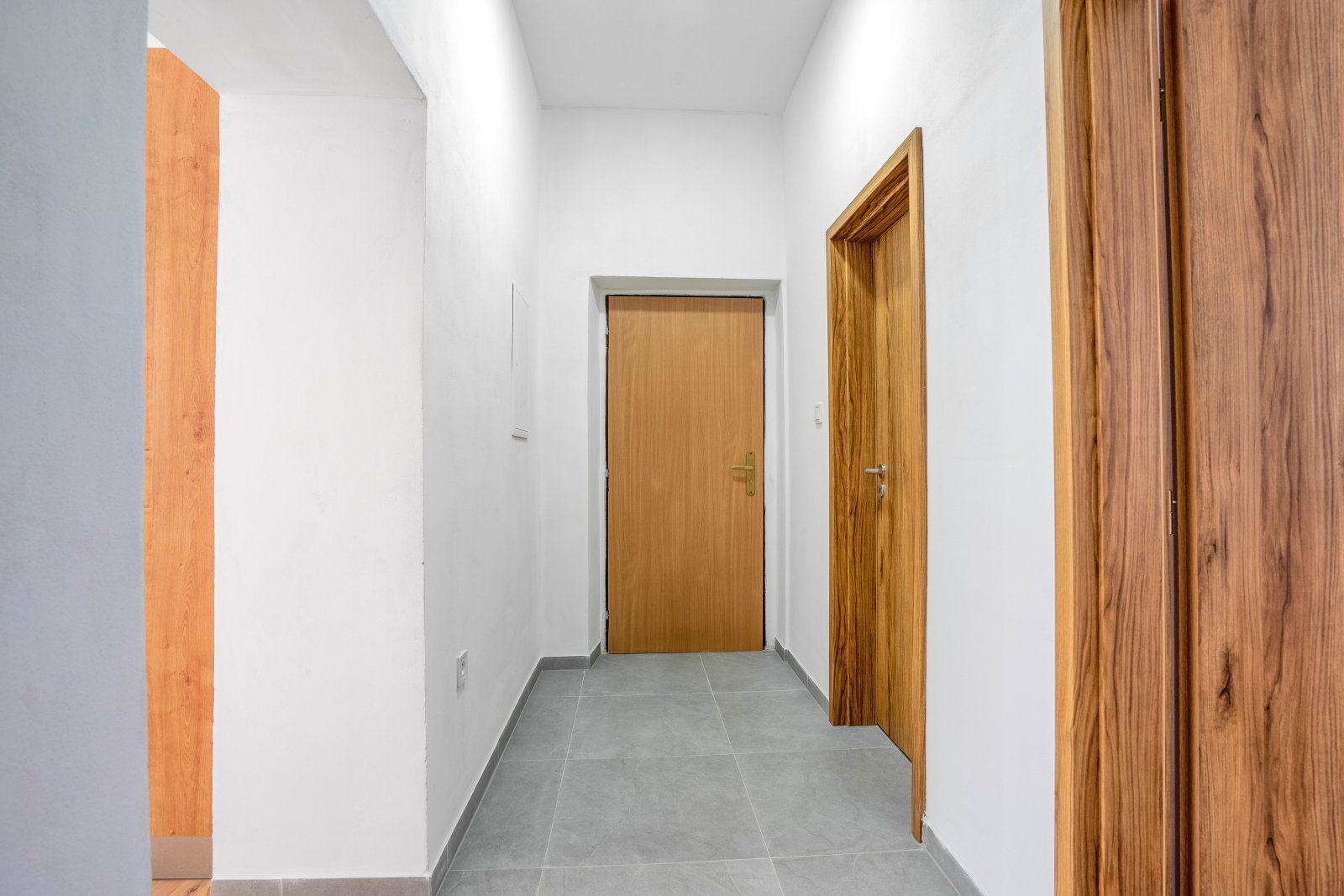 Zděný byt 2+kk po kompletní rekonstrukci, osobní vlastnictví, Úpice, okres Trutnov