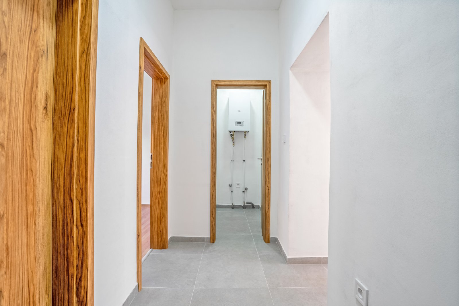 Zděný byt 2+kk po kompletní rekonstrukci, osobní vlastnictví, Úpice, okres Trutnov