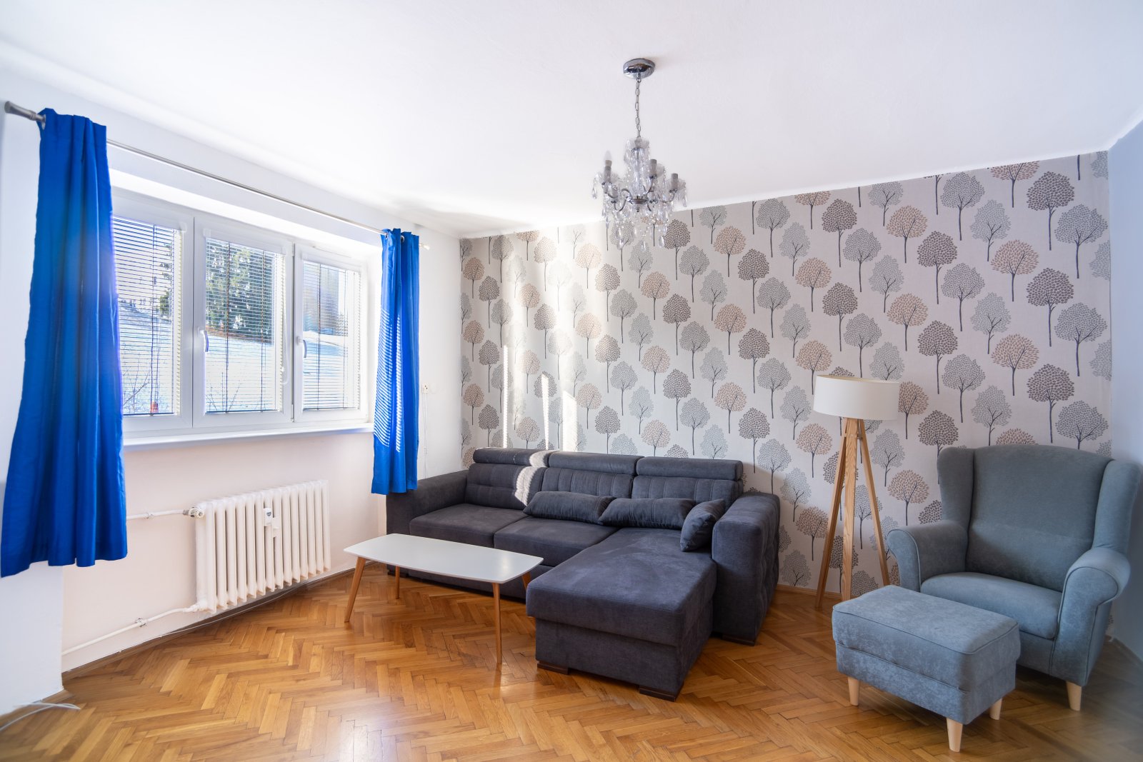 Pronájem bytu 2+1 s balkonem, 56 m² + 2 sklepy – Trutnov, ul. Železničářská