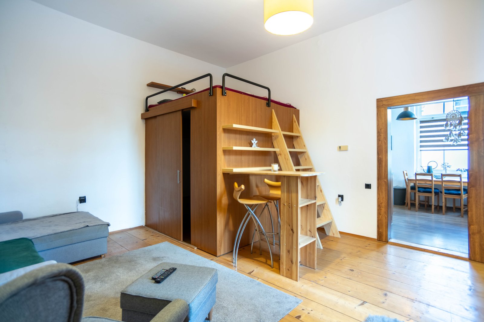 Pronájem: Byt 1+1 v širším centru Trutnova, zahrada, sklep