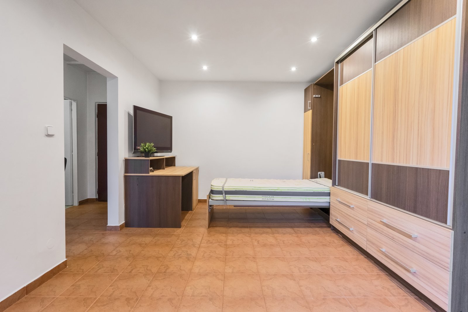 Rezervace: Byt 1+1 po rekonstrukci, OV, možnost odkupu garáže, Svoboda nad Úpou, Krkonoše