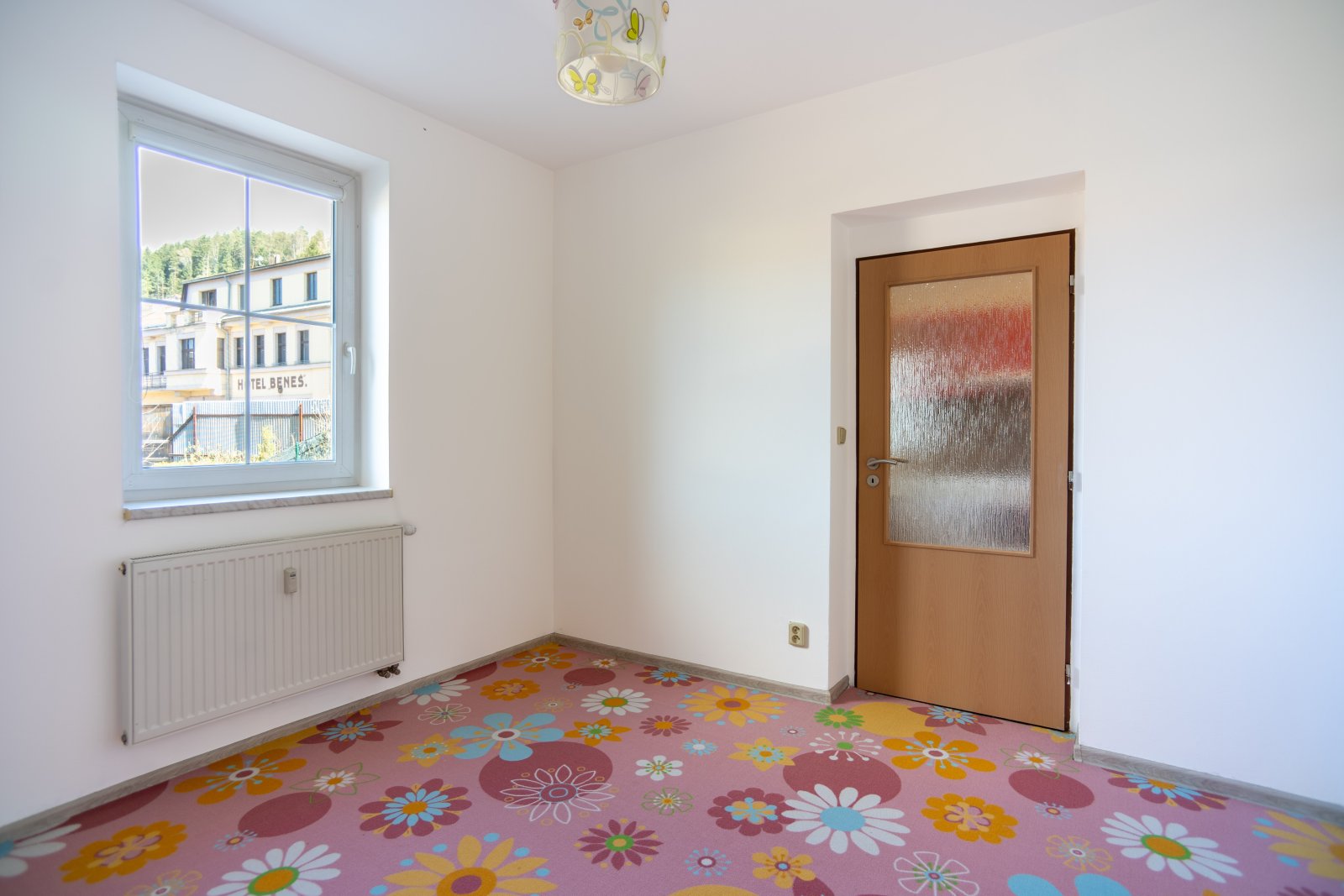 Útulný zrekonstruovaný byt 3+1 k pronájmu v Úpici - Národní