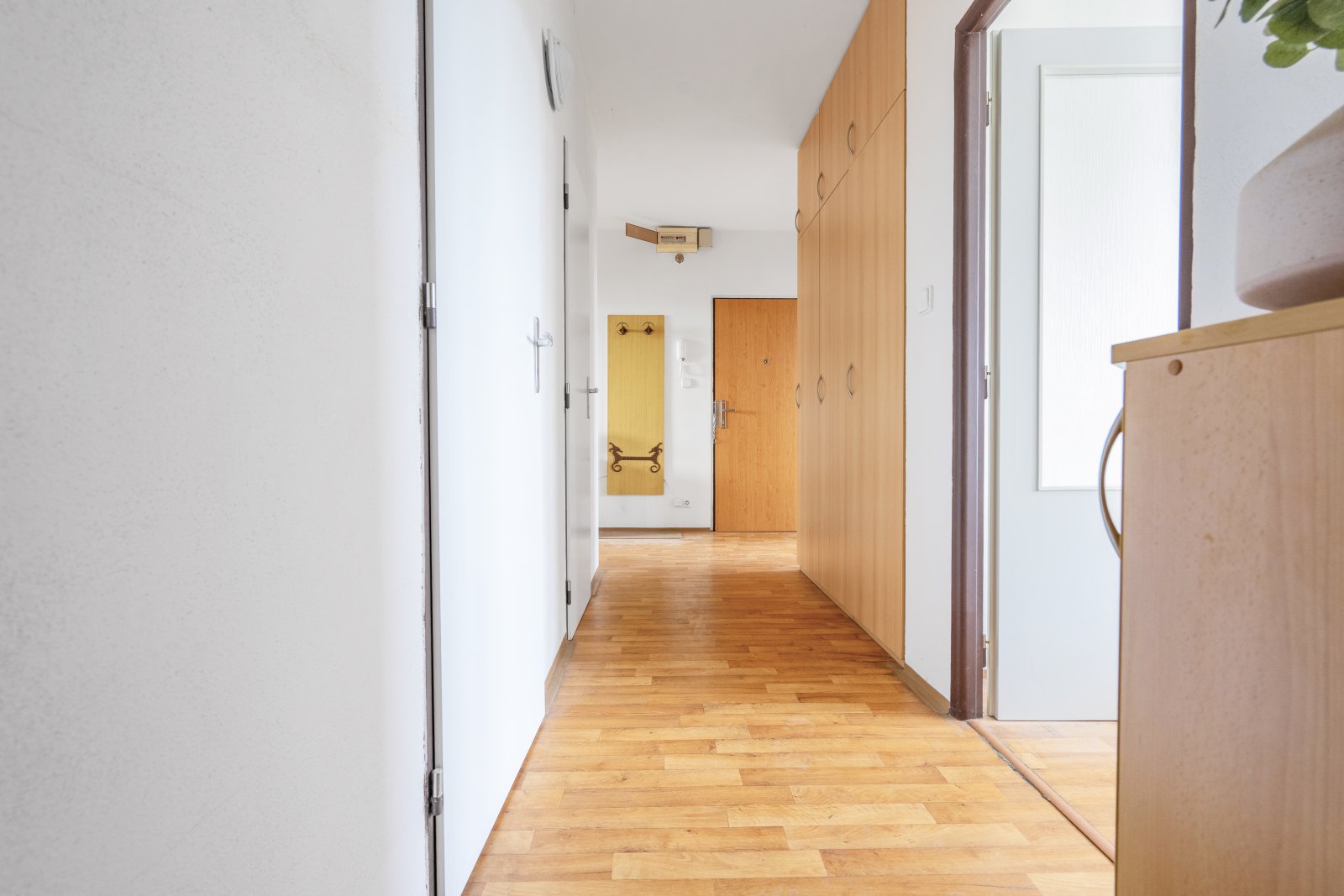 Byt 3+1 s vlastní lodžií, Praha 8 - Kobylisy, ul. Mirovická