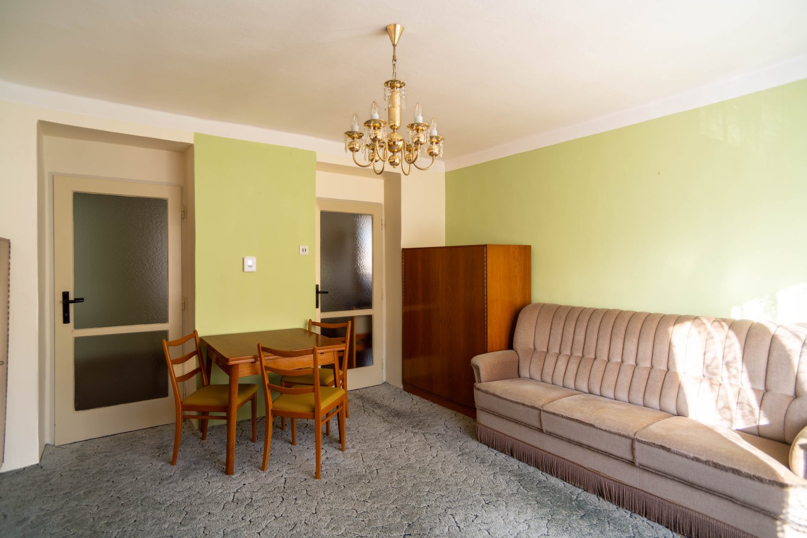 Slunný byt 3+1 - Žacléř - centrum - ulice  Na Pilíři