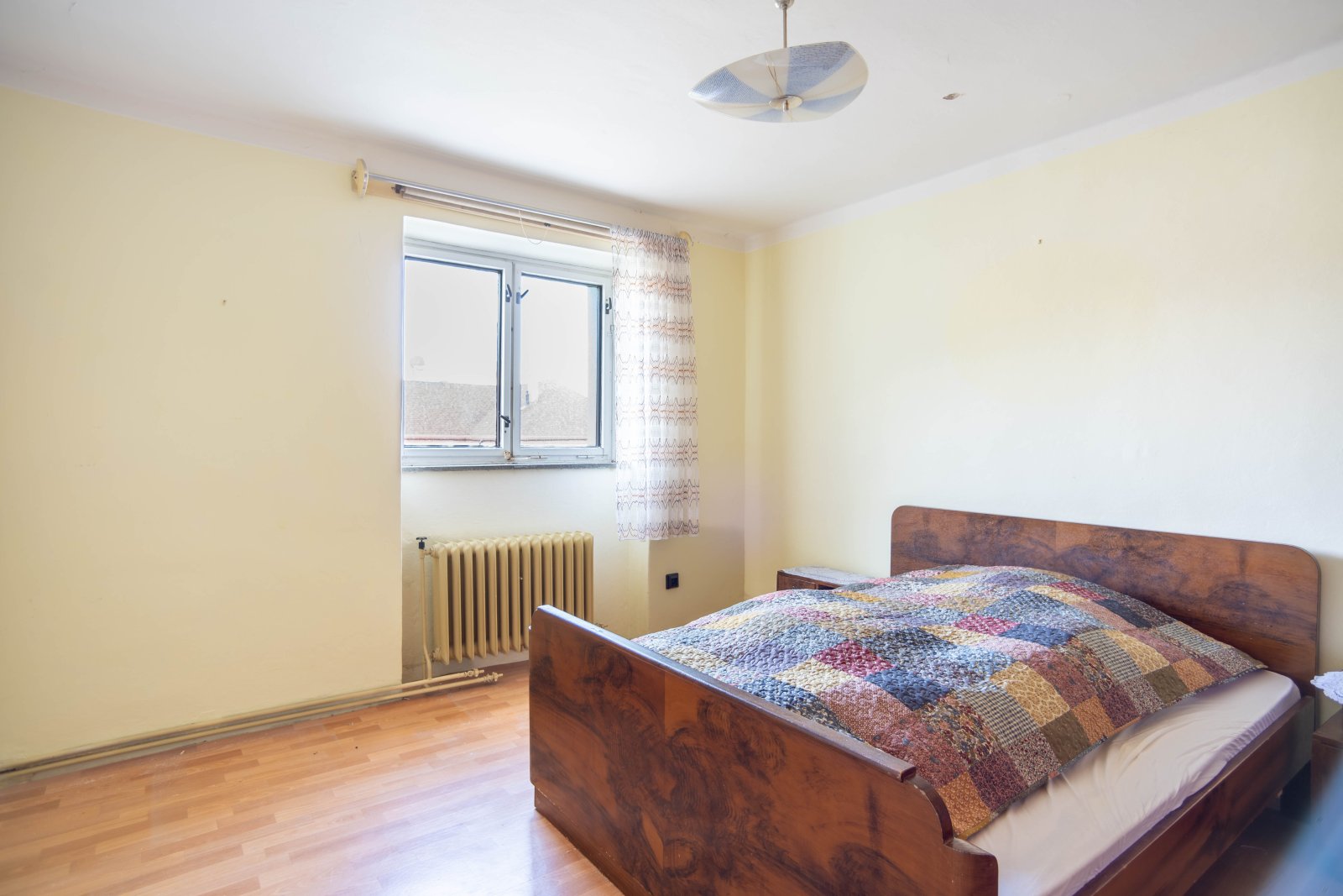 Slunný byt 3+1 - Žacléř - centrum - ulice  Na Pilíři