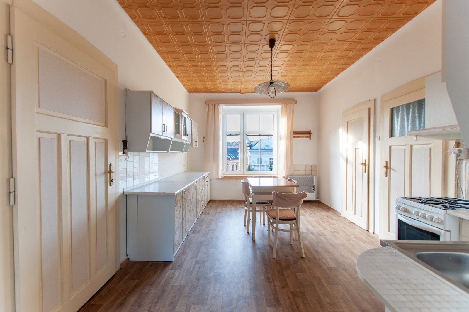 Pronájem: zděný byt 2+1, 100m2 - Trutnov - centrum ulice Polská
