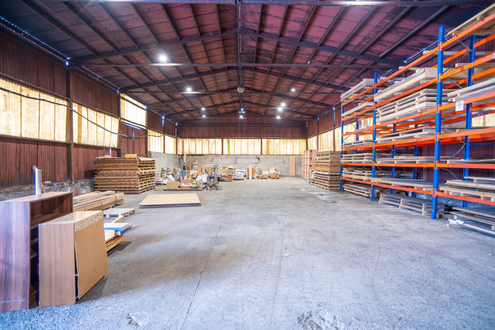 Pronájem skladovací haly 450 m², Trutnov – Dolní Staré Město