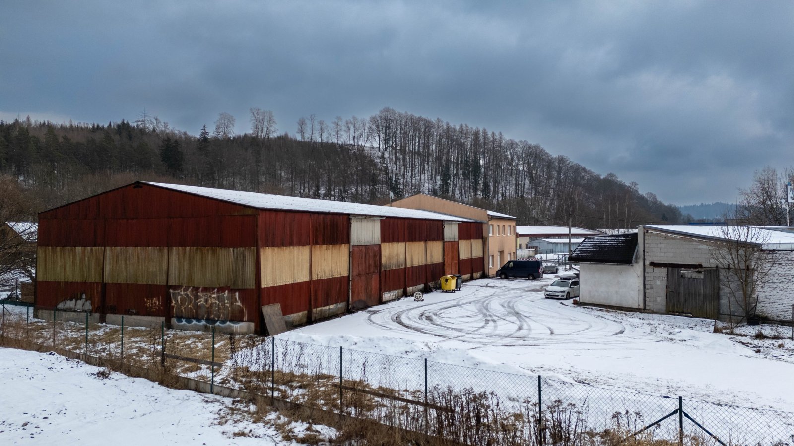 Pronájem skladovací haly 450 m², Trutnov – Dolní Staré Město