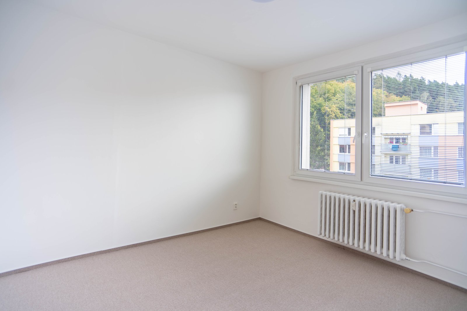 Rezervace: Byt 3+1 po rekonstrukci, Úpice - Pod Skalkou - Trutnov