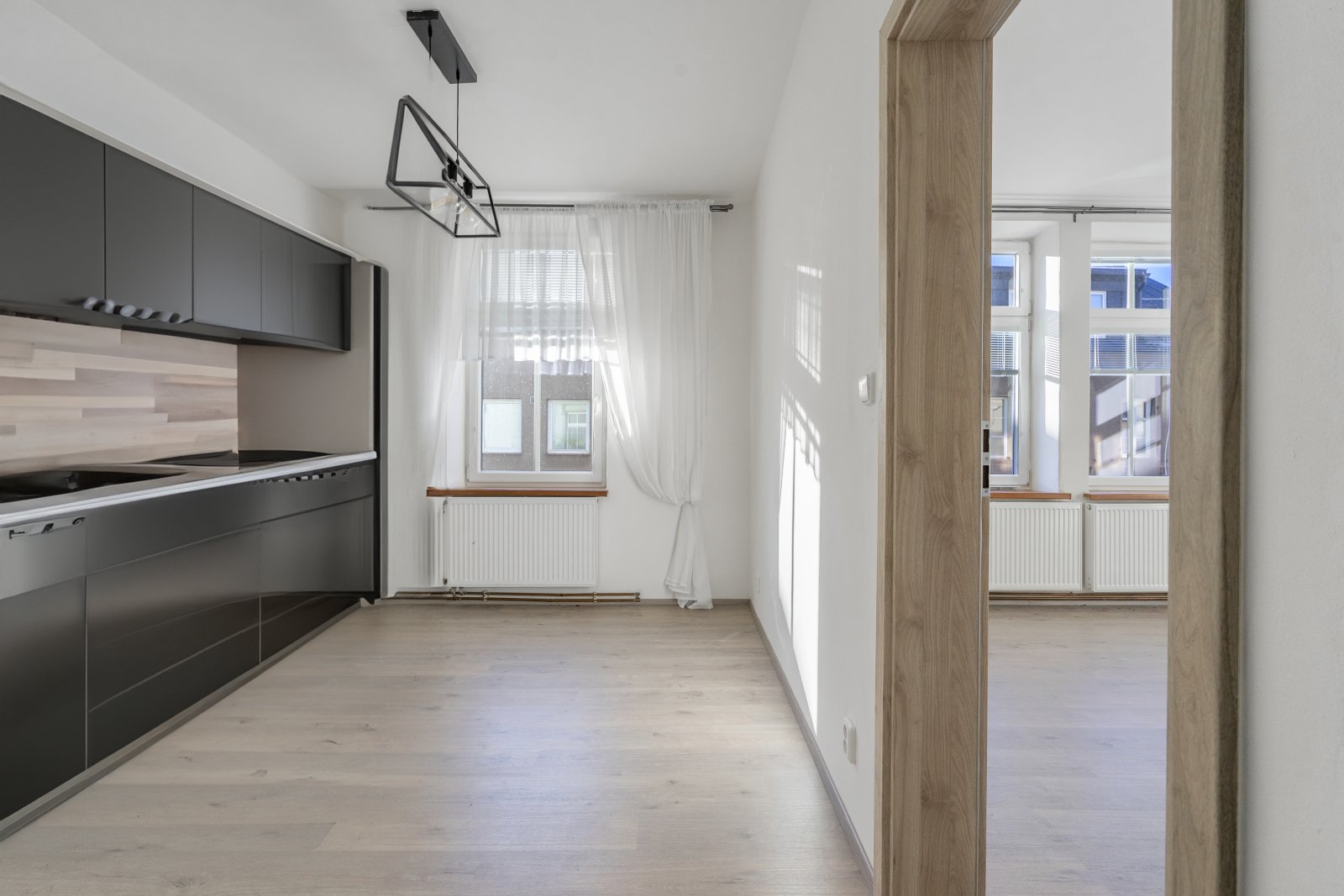 Zděný byt 2+kk po rekonstrukci, osobní vlastnictví, Trutnov - ul. Voletinská