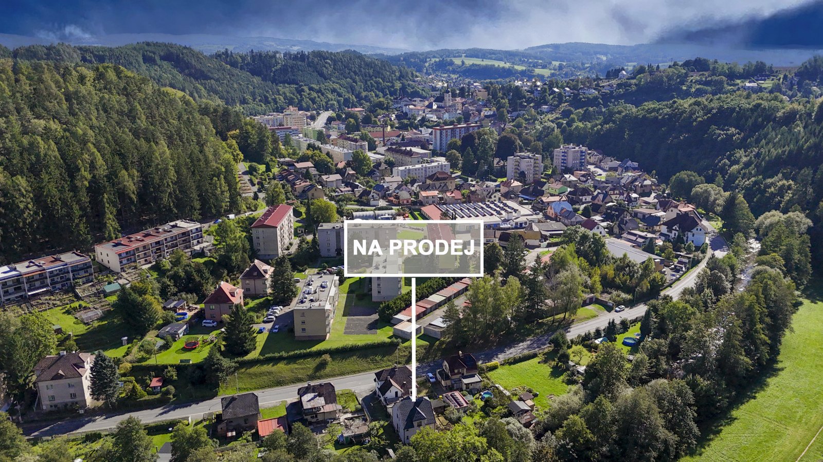 Rodinný dům 3+1 s balkonem a zahradou, Úpice, ul. Na Veselce