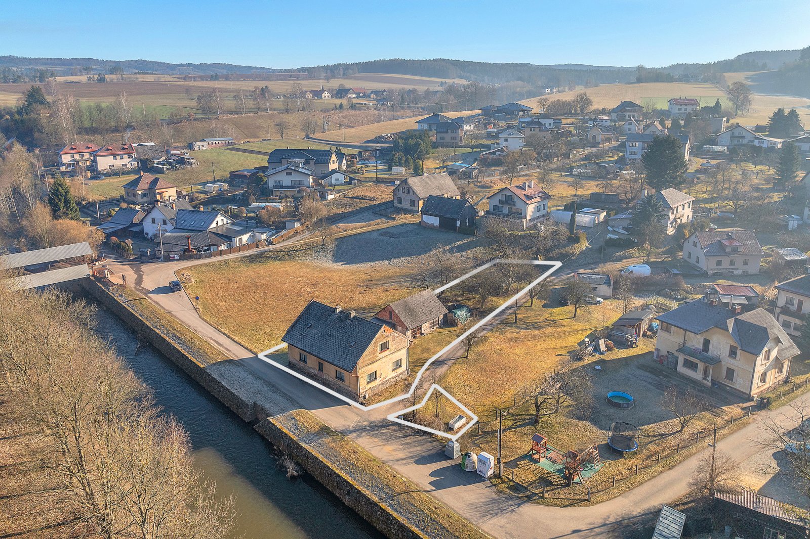 Rezervace: Rodinný dům se zahradou, dvougaráž, Havlovice, okres Trutnov