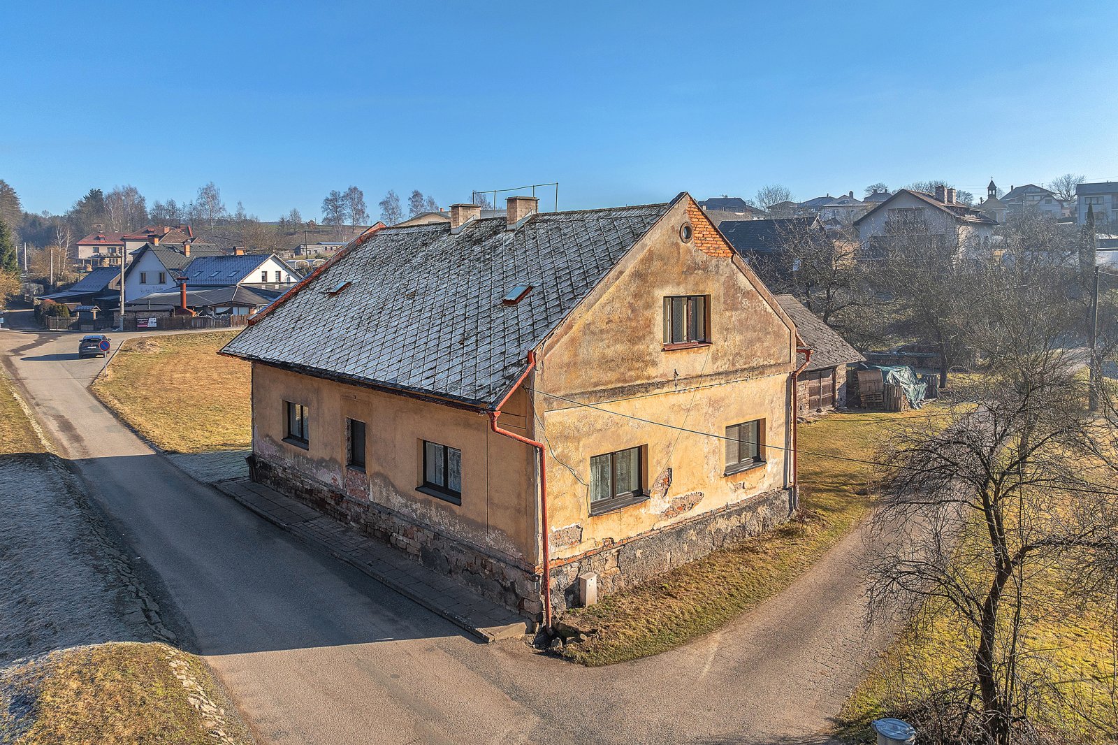Rezervace: Rodinný dům se zahradou, dvougaráž, Havlovice, okres Trutnov