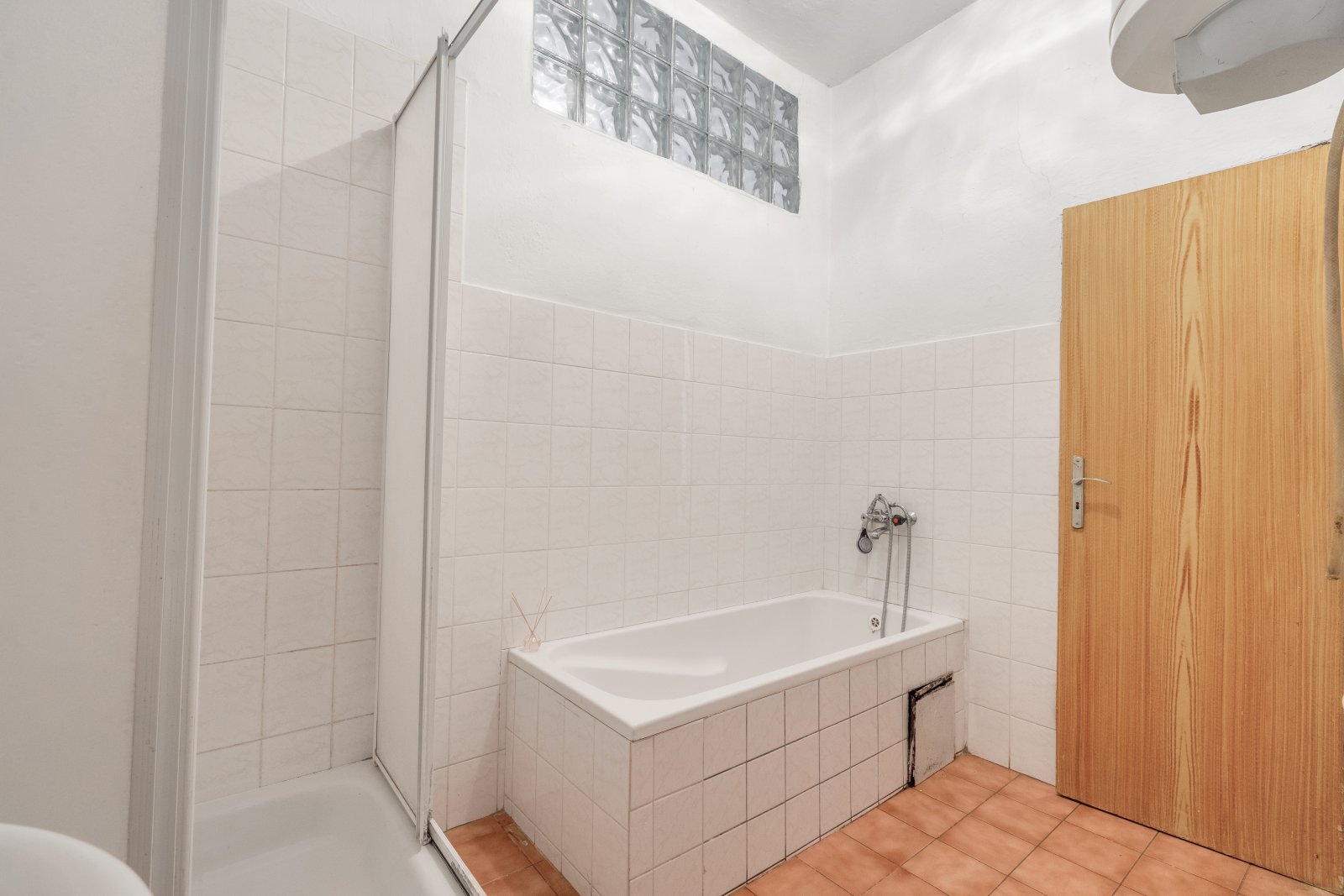 Rezervace: Rodinný dům se zahradou, dvougaráž, Havlovice, okres Trutnov