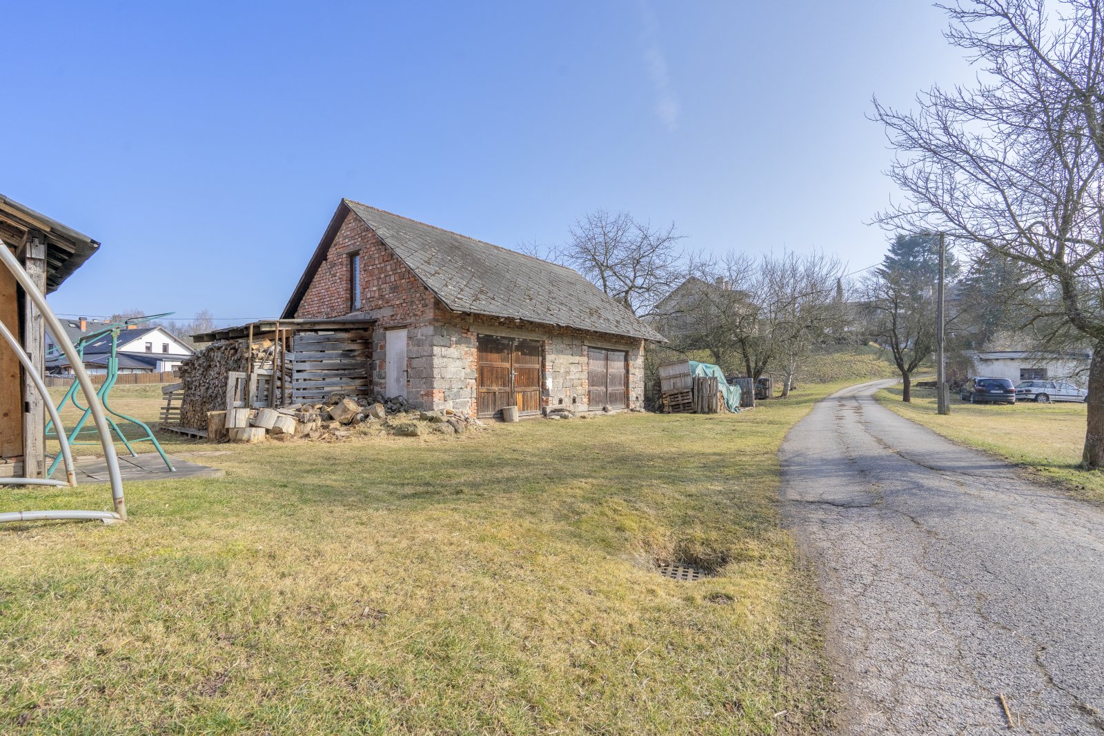 Rezervace: Rodinný dům se zahradou, dvougaráž, Havlovice, okres Trutnov