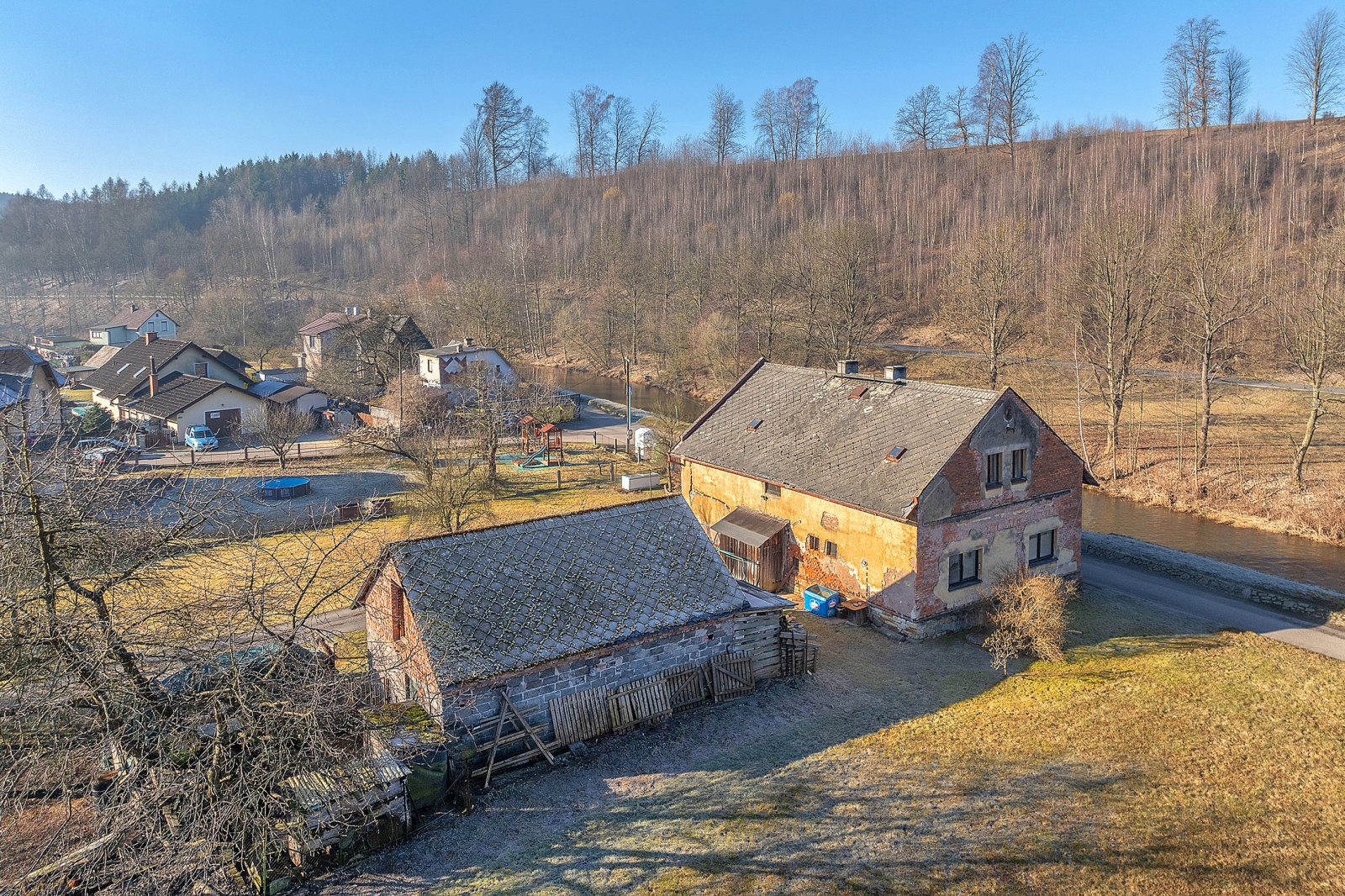 Rezervace: Rodinný dům se zahradou, dvougaráž, Havlovice, okres Trutnov