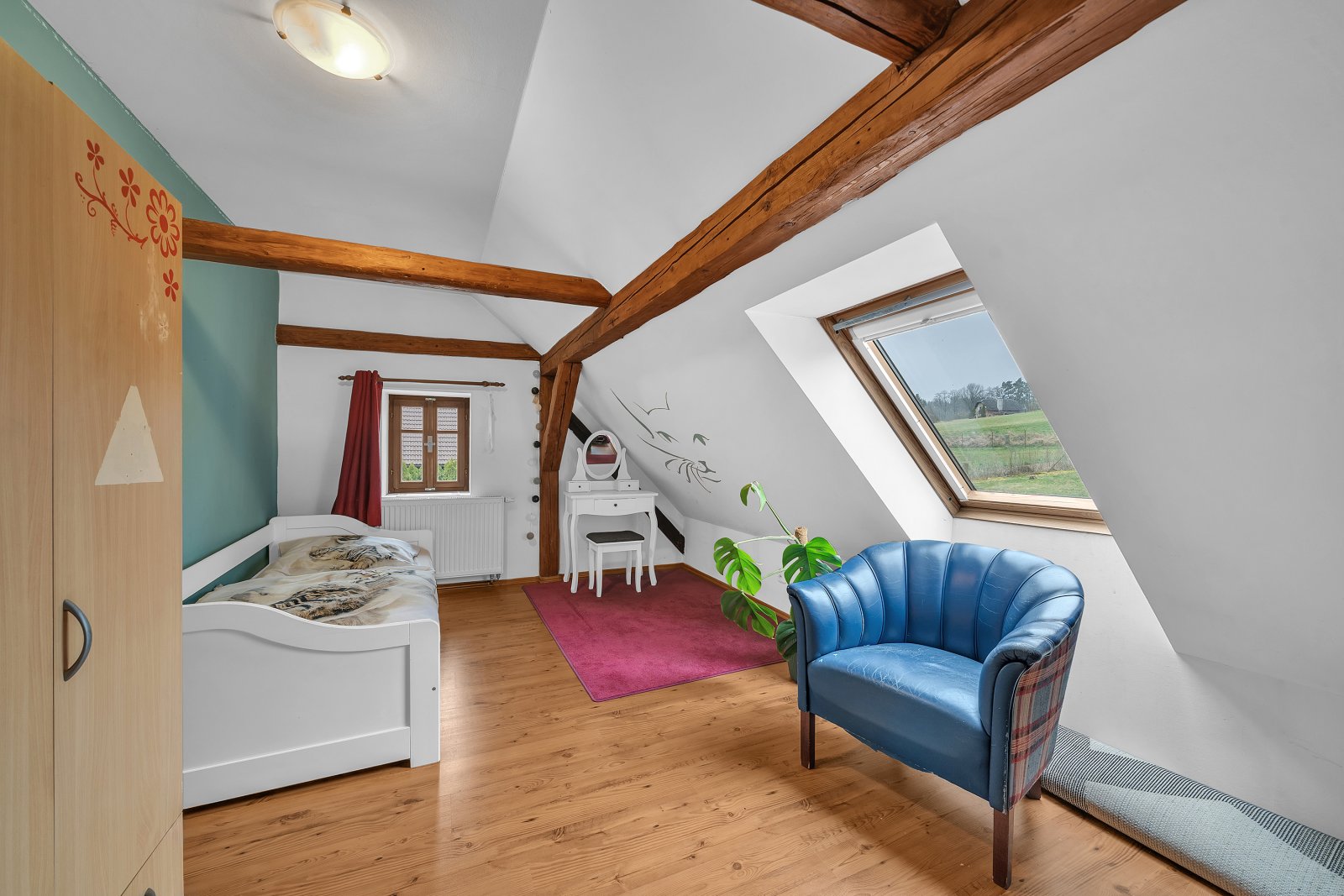 Rodinný dům 5+1 po rozsáhlé rekonstrukci, zahrada, zastřešené stání, Velké Svatoňovice, okr. Trutnov