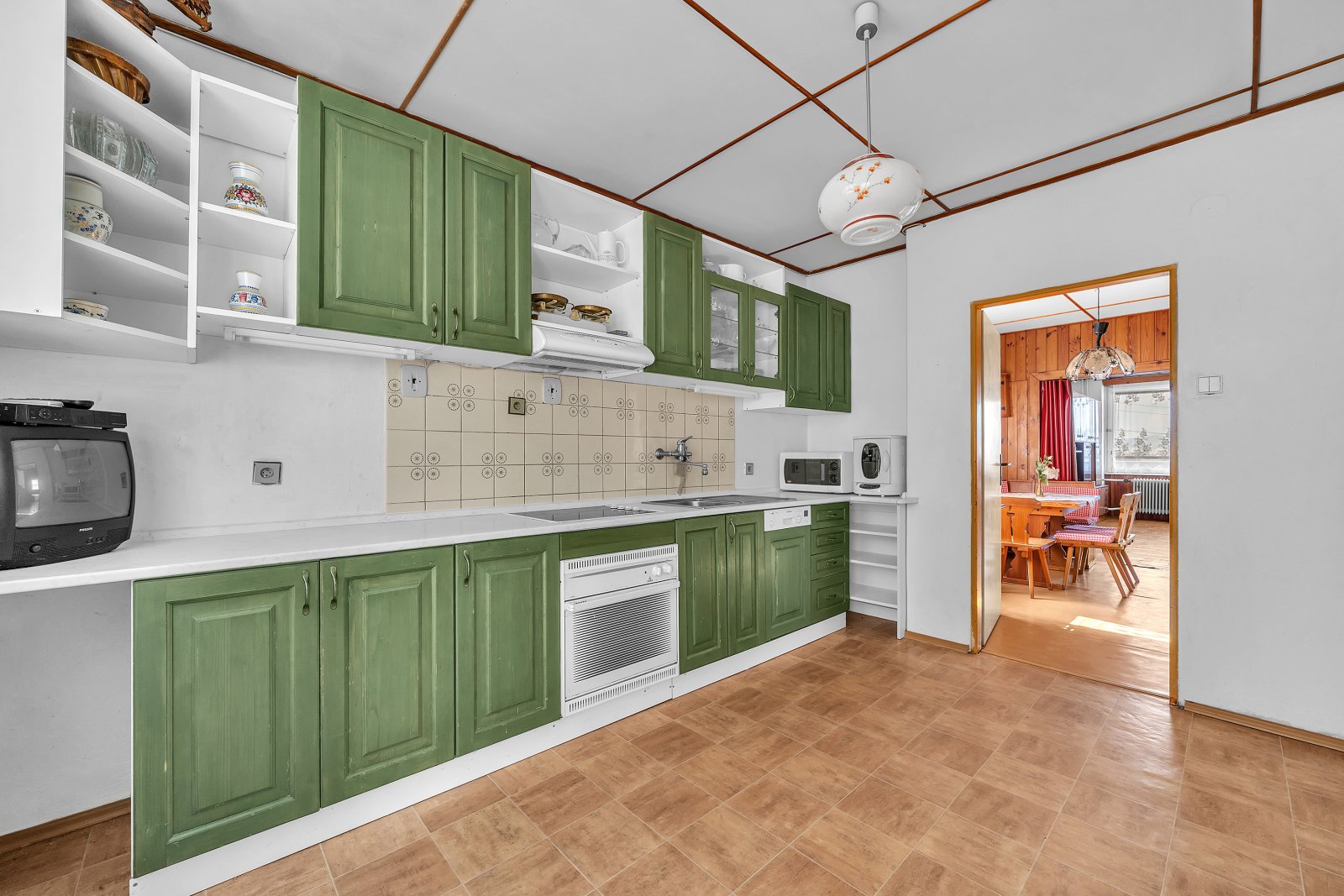 Prodej krajového řadového domu, 2x garáž, zahrada, Úpice – Rtyňka, okres Trutnov