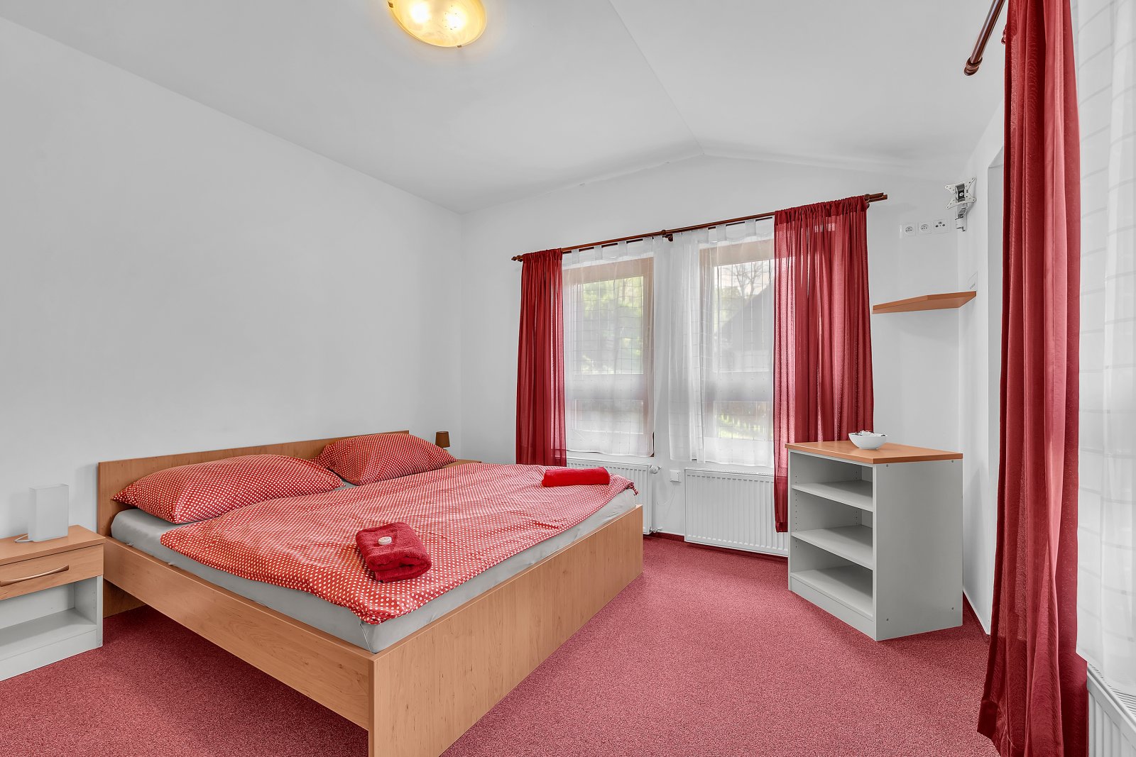 Penzion - Apartmány Pod Vlekem, Horní Maršov, okres Trutnov - Krkonoše