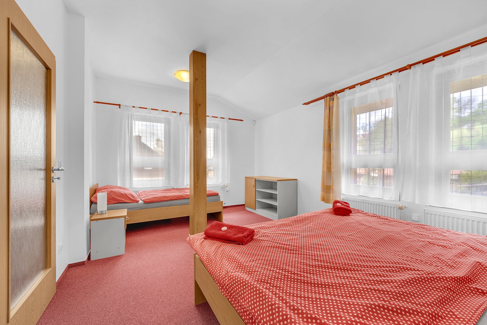 Penzion - Apartmány Pod Vlekem, Horní Maršov, okres Trutnov - Krkonoše