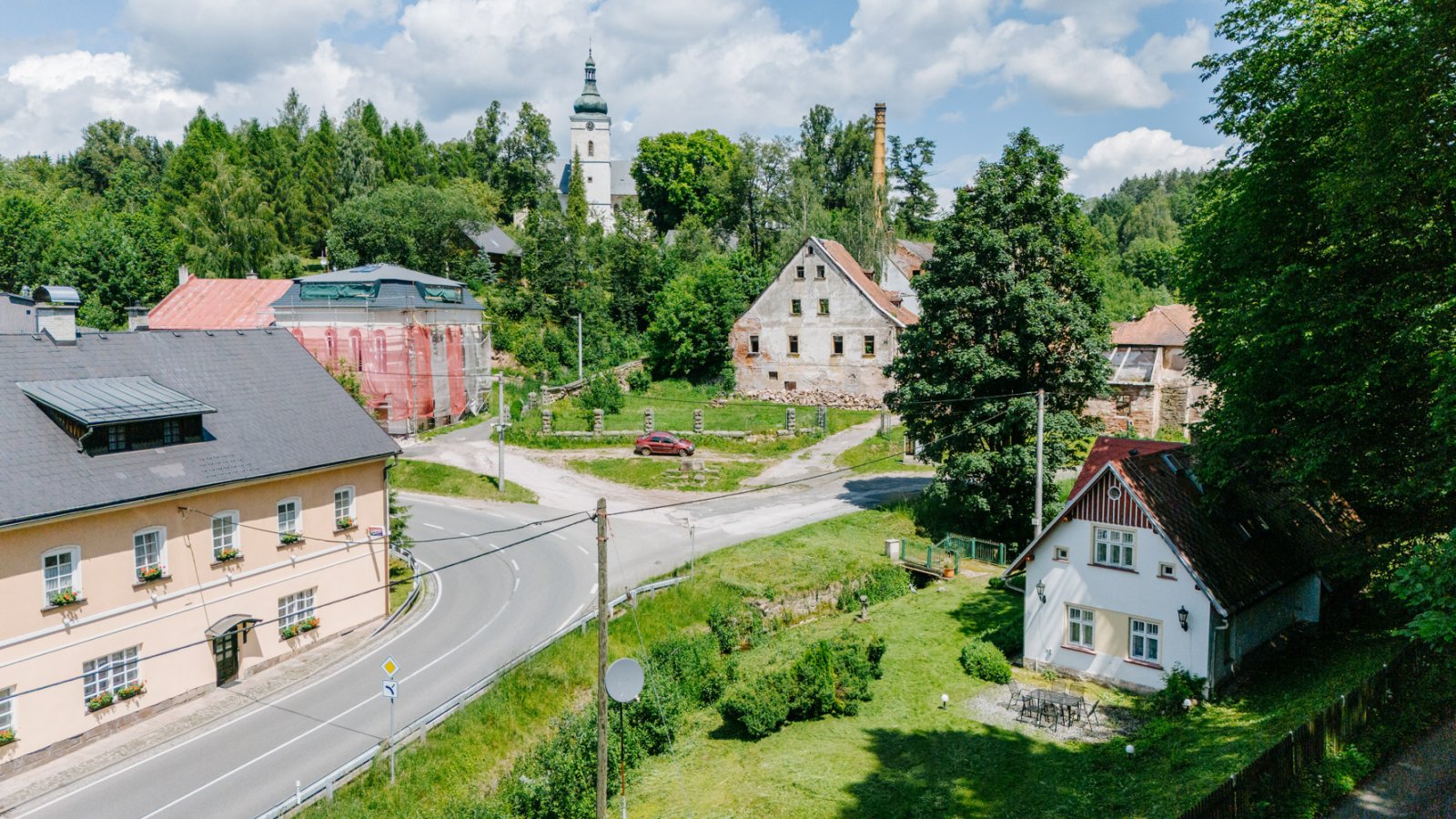 Zrekonstruovaná chalupa, obec Rudník - okres Trutnov