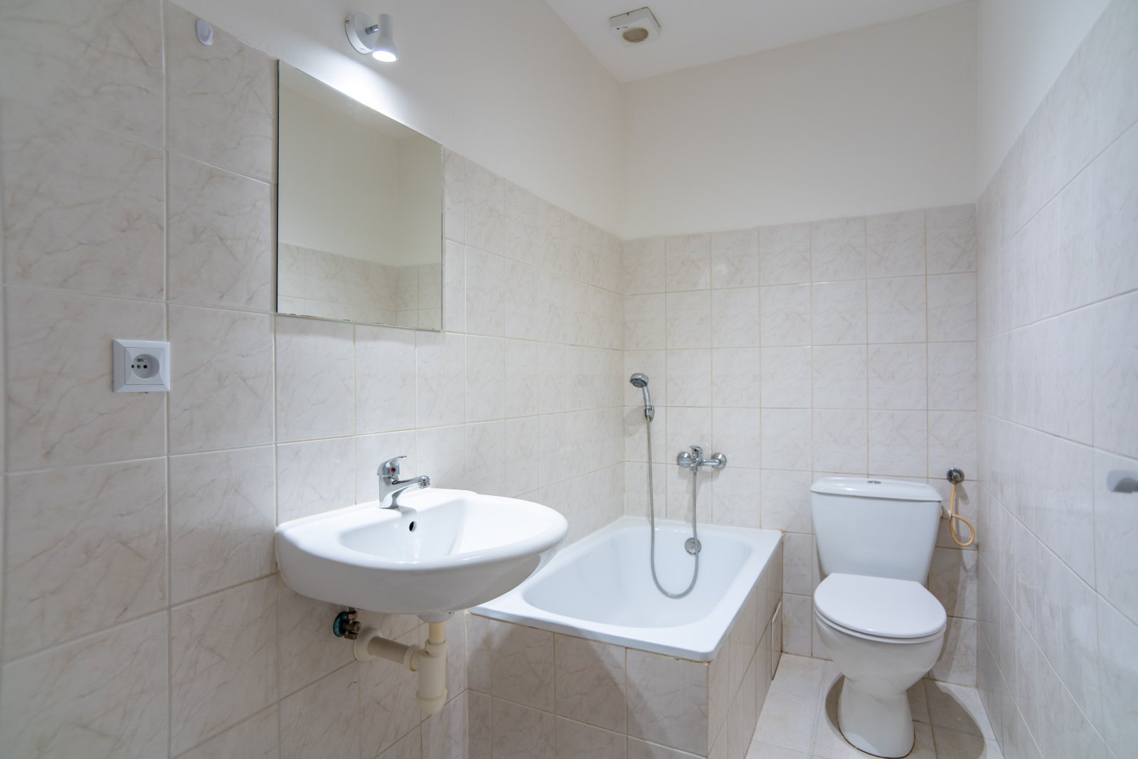 Pronájem bytu 1+1, 32,5 m² – Dr. Teuchmanna, Úpice
