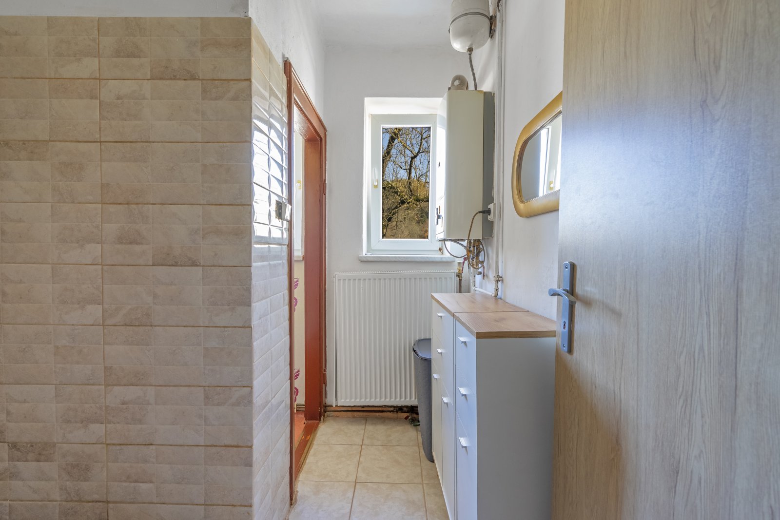 Zděný byt 2+kk, soukromé Bytové družstvo Horská 69, Trutnov, ul. Horská