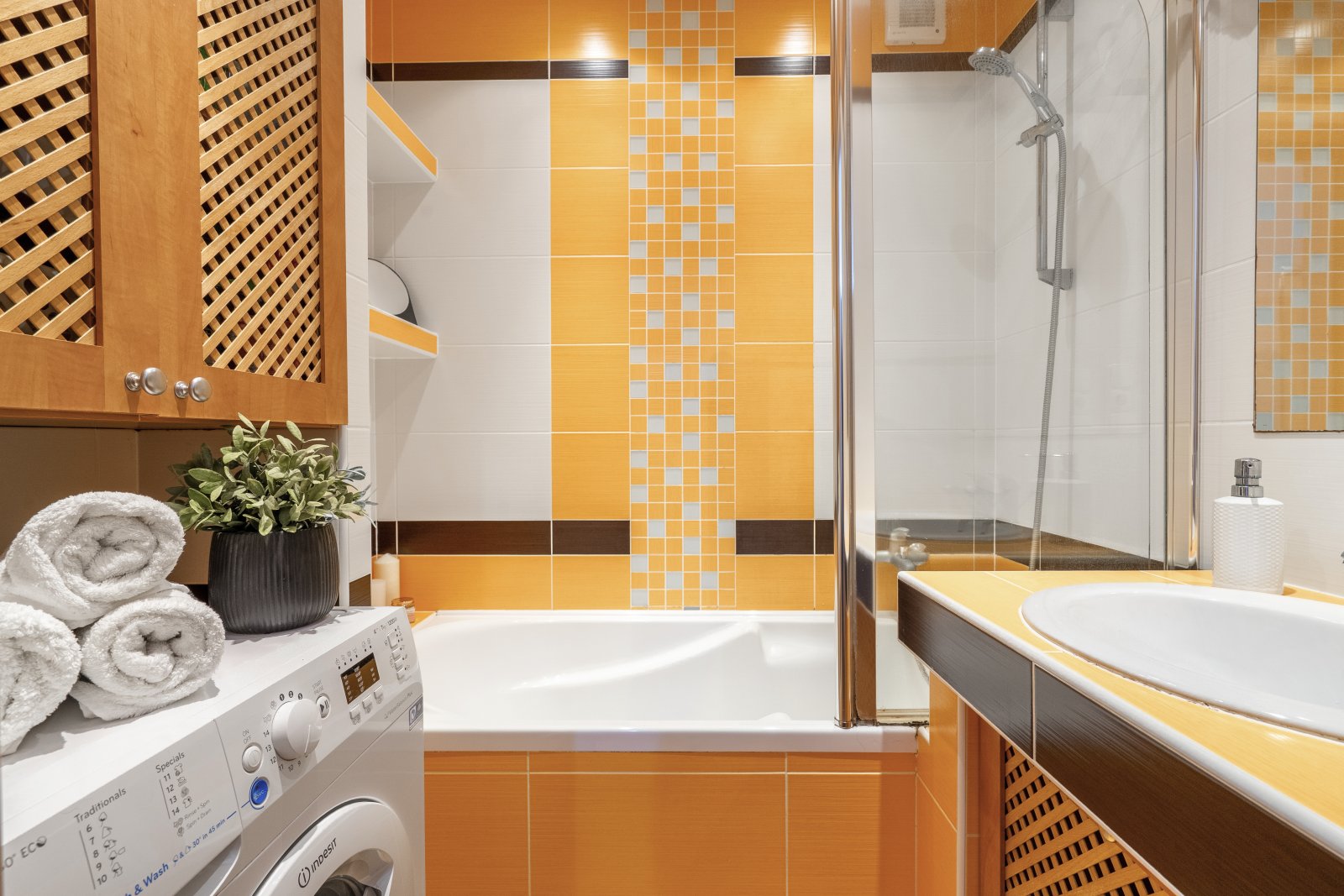 Družstevní byt 3+1 s lodžií, po částečné rekonstrukci, Trutnov - ul. Pampelišková