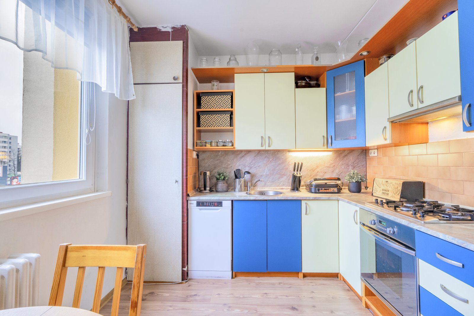 Družstevní byt 3+1 s lodžií, po částečné rekonstrukci, Trutnov - ul. Pampelišková