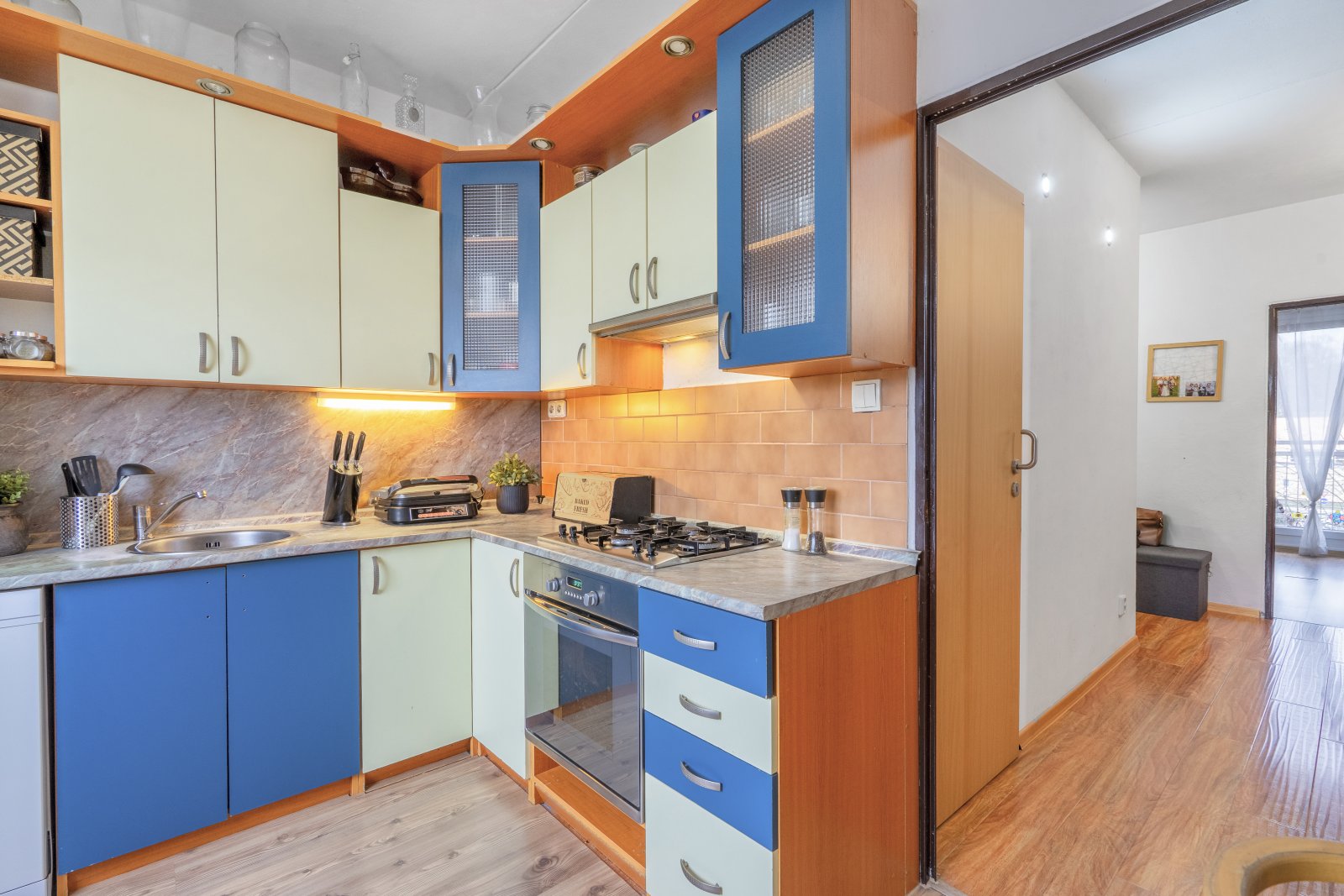 Družstevní byt 3+1 s lodžií, po částečné rekonstrukci, Trutnov - ul. Pampelišková