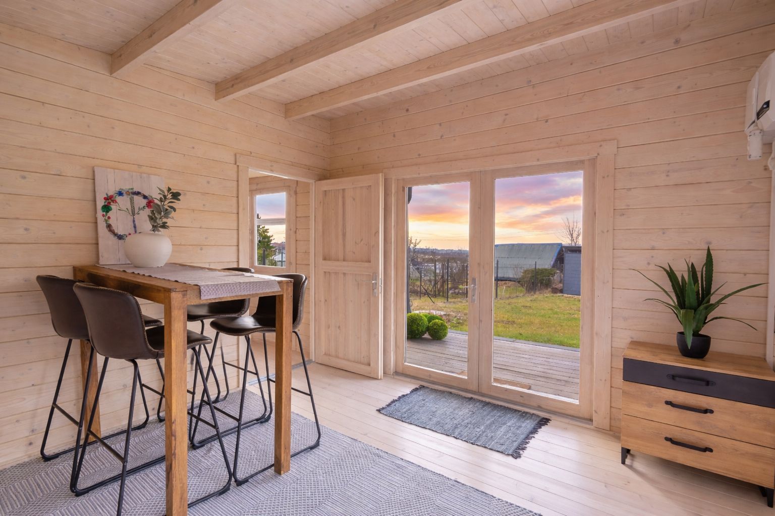 Rezervace: Novostavba zahradní chaty 2+kk s domkem na nářadí, zahrádkářská kolonie, Trutnov, Bojiště