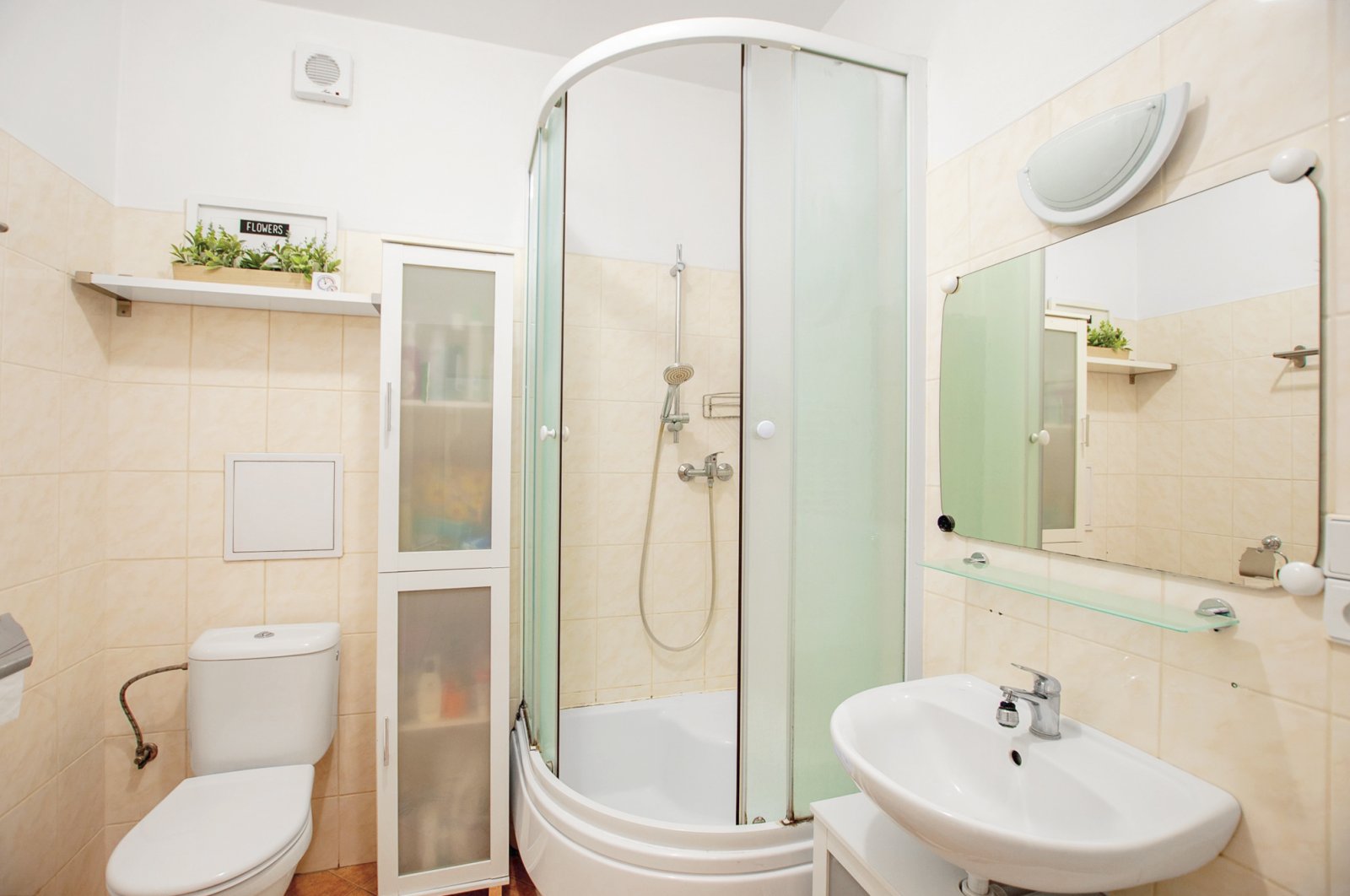 Menší zděný byt 3+1, po rekonstrukci, Úpice, okres Trutnov, ul. Národní