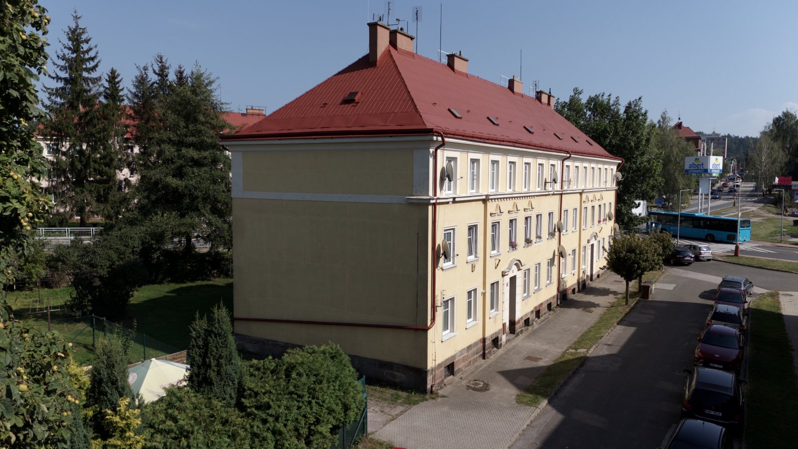 Pronájem: Zrekonstruovaná Garsonka - Trutnov - Žižkova ulice