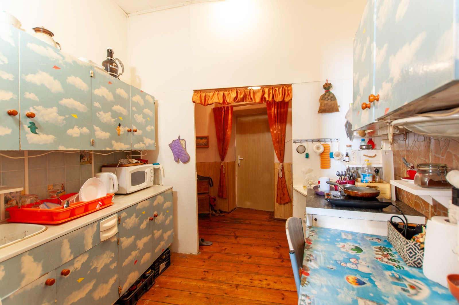 Rodinný dům, dvě bytové jednotky, obchod, zahrada - Úpice - Trutnov