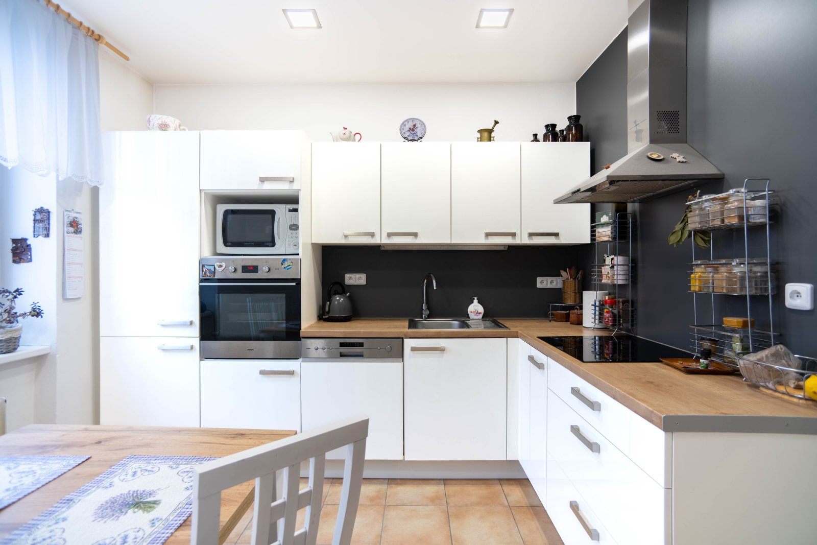 Rezervace: Pronájem Bytu 2+kk - ulice Palackého - Trutnov - centrum