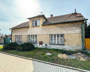 Rodinný dům v Běrunicích